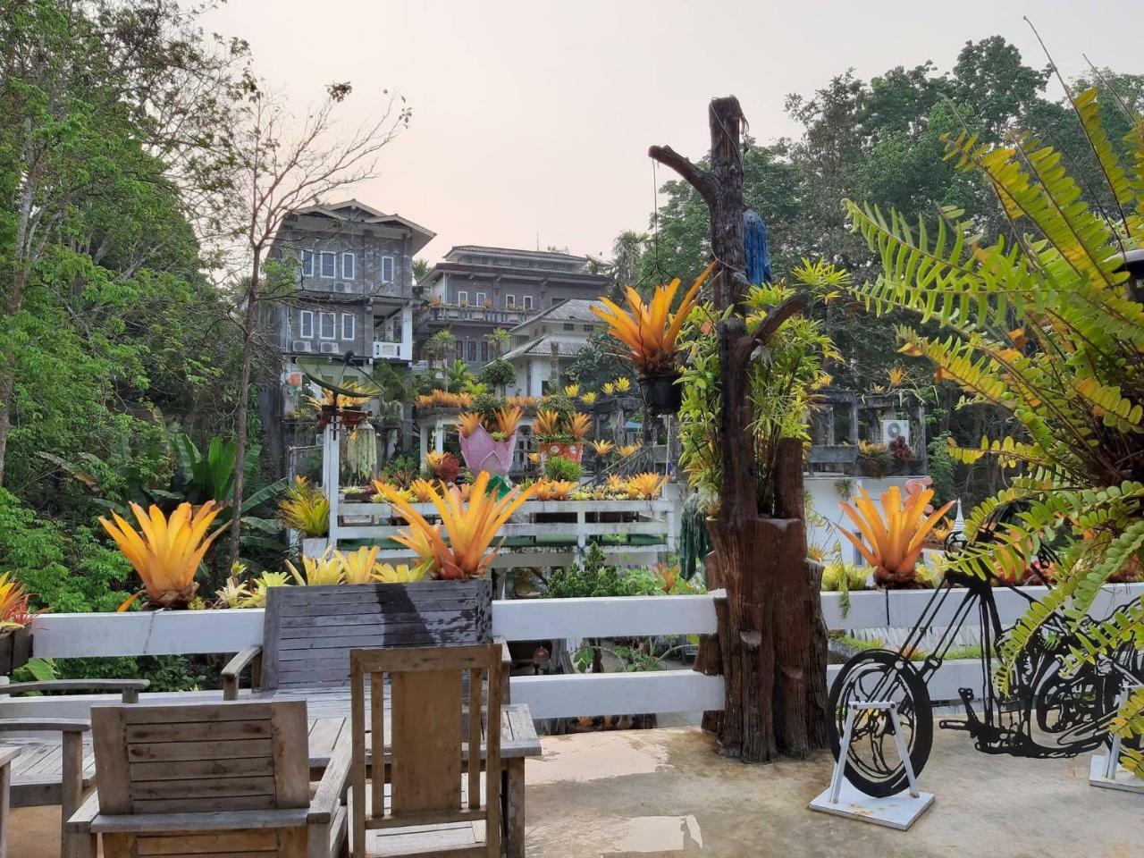 Banthorphan Resort Sangkhla Buri Ngoại thất bức ảnh