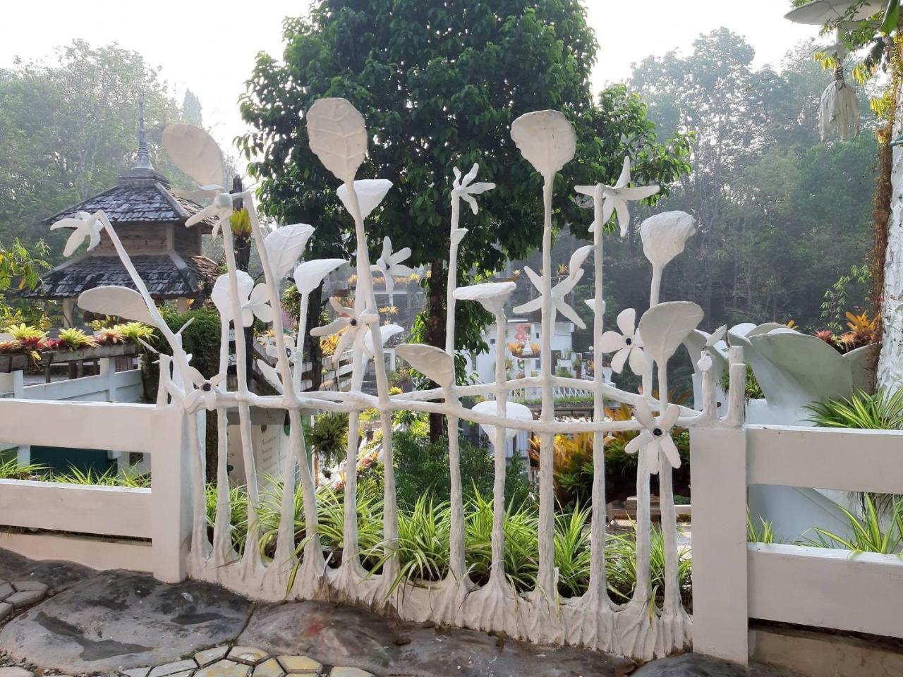 Banthorphan Resort Sangkhla Buri Ngoại thất bức ảnh